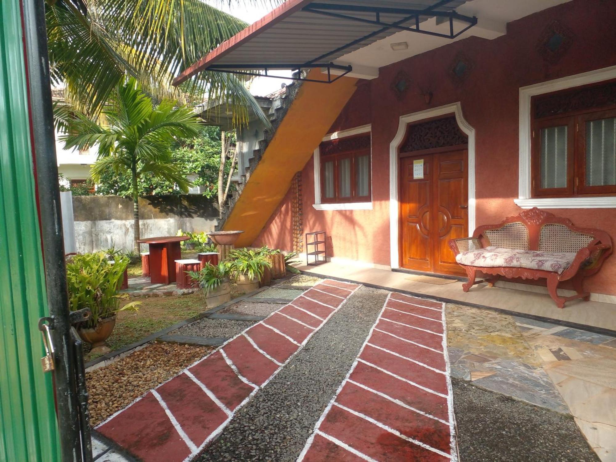 Star Home Stay Bentota Exterior foto