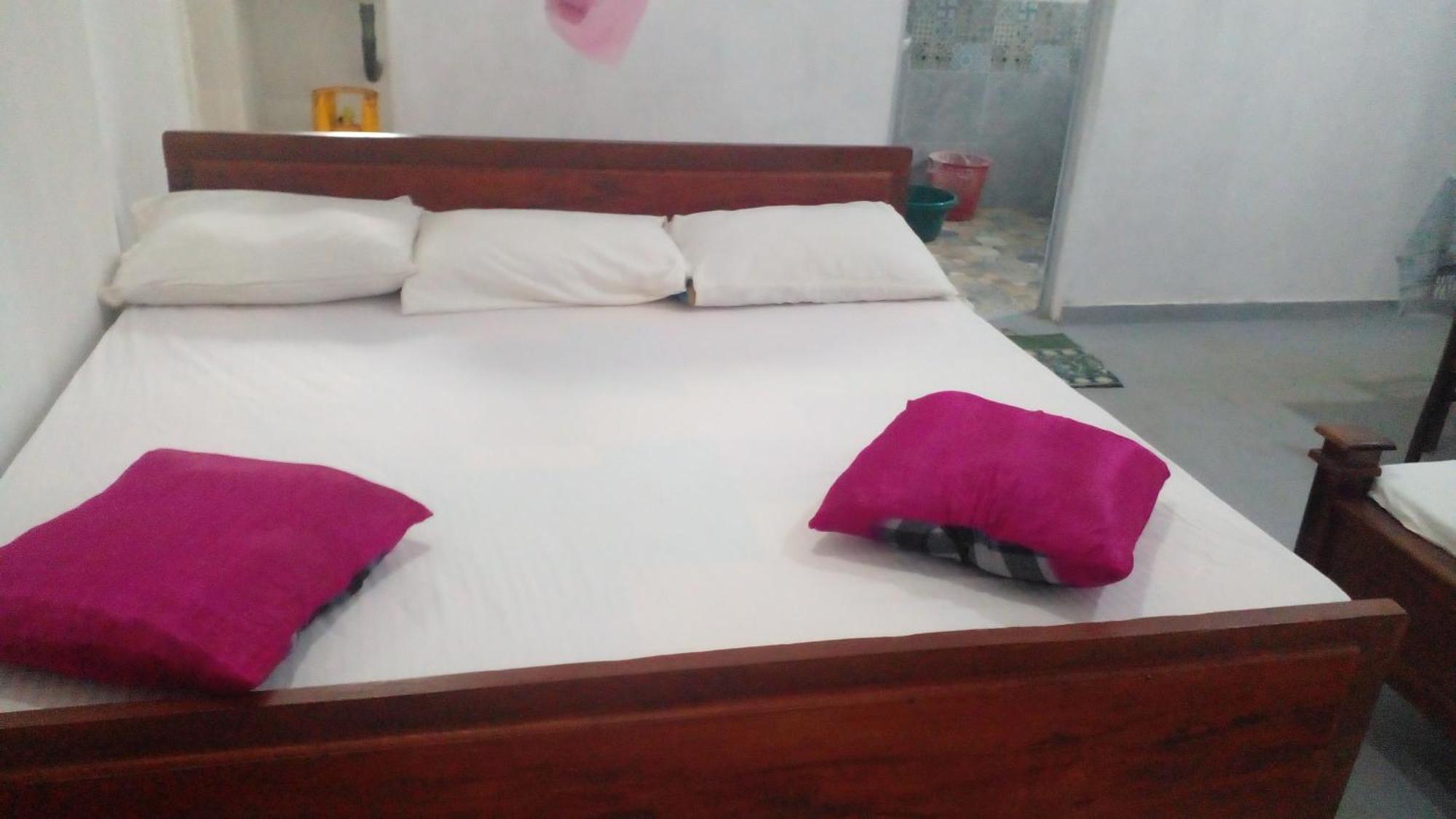Star Home Stay Bentota Quarto foto